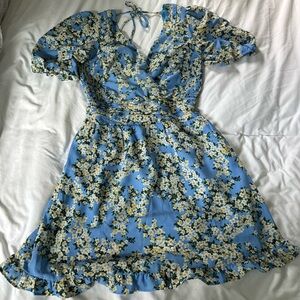 Heartloom Ditzy Floral Blue and Yellow Mini Dress Women’s Size Medium